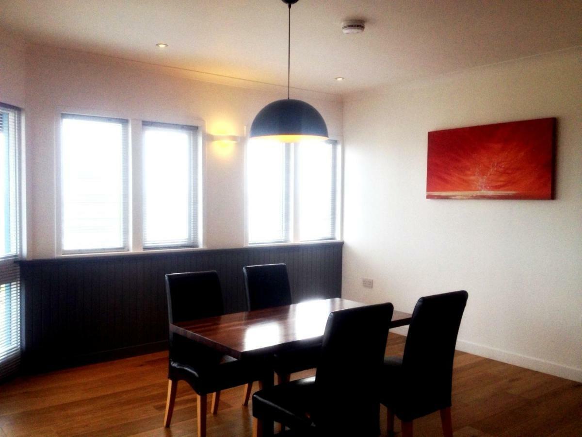 The Commodore Apartment Saint Marys Exteriör bild